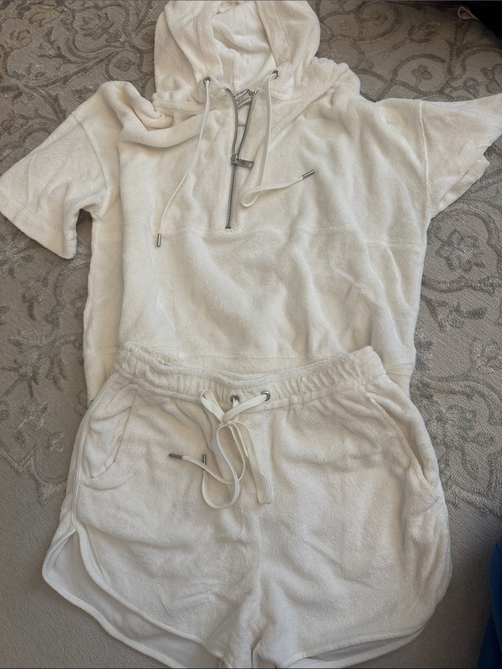 Club Monaco White Terry Hooded Short Set